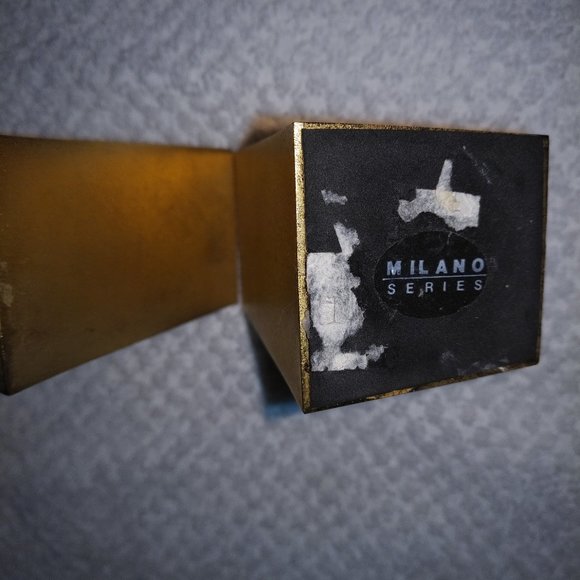 PAIR OF MATTE GOLD SHORT ANGULAR CANDLESTICKS - Picture 5 of 5